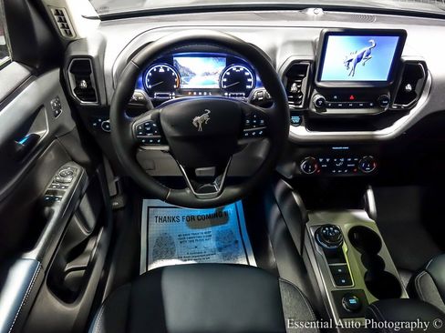 Used 2024 Ford Bronco Sport Outer Banks w/ Tech Package image 18