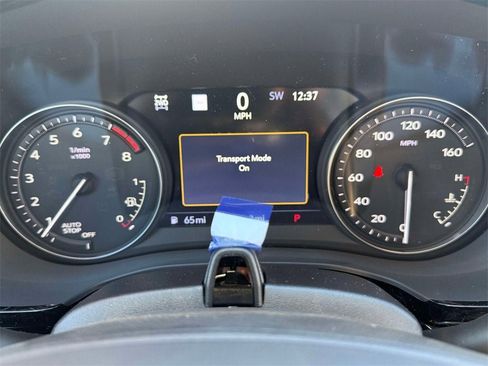 New 2025 Cadillac XT6 Premium Luxury image 4