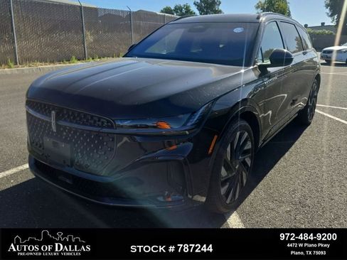 Used 2024 Lincoln Nautilus Reserve w/ Equipment Group 203A AWD/4WD image 1
