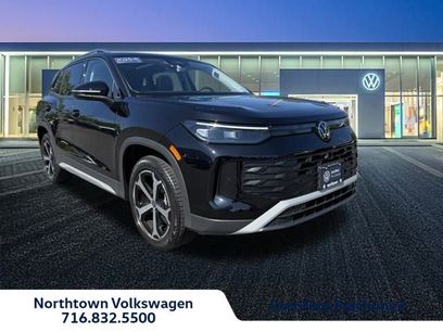 Certified 2025 Volkswagen Tiguan SE