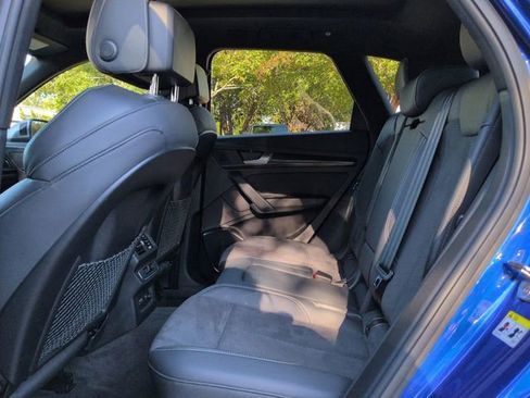 Used 2022 Audi SQ5 Premium w/ Convenience Package image 13