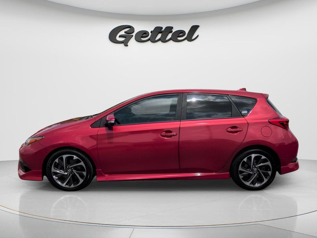 Used 2018 Toyota Corolla iM FWD image 8