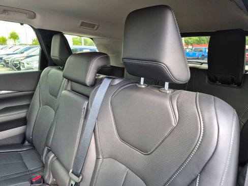 Used 2026 INFINITI QX60 Luxe w/ Cargo Package FWD image 31