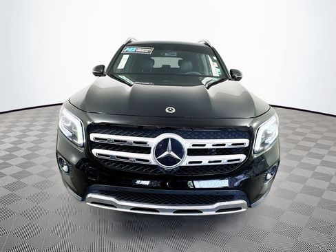 Used 2022 Mercedes-Benz GLB 250 image 2