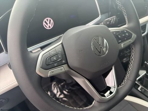 New 2026 Volkswagen Taos SE AWD/4WD image 48