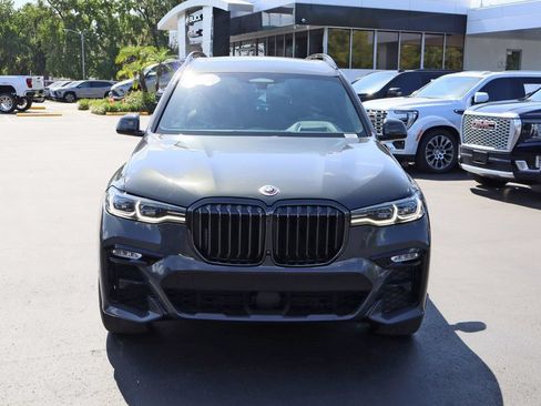 Used 2022 BMW X7 M50i AWD/4WD image 4