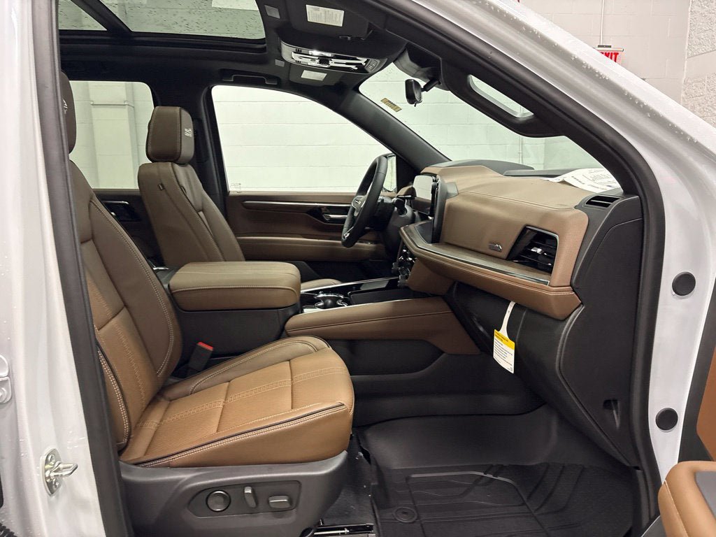 New 2027 Chevrolet Tahoe High Country w/ Sun And Tow Package AWD/4WD image 36