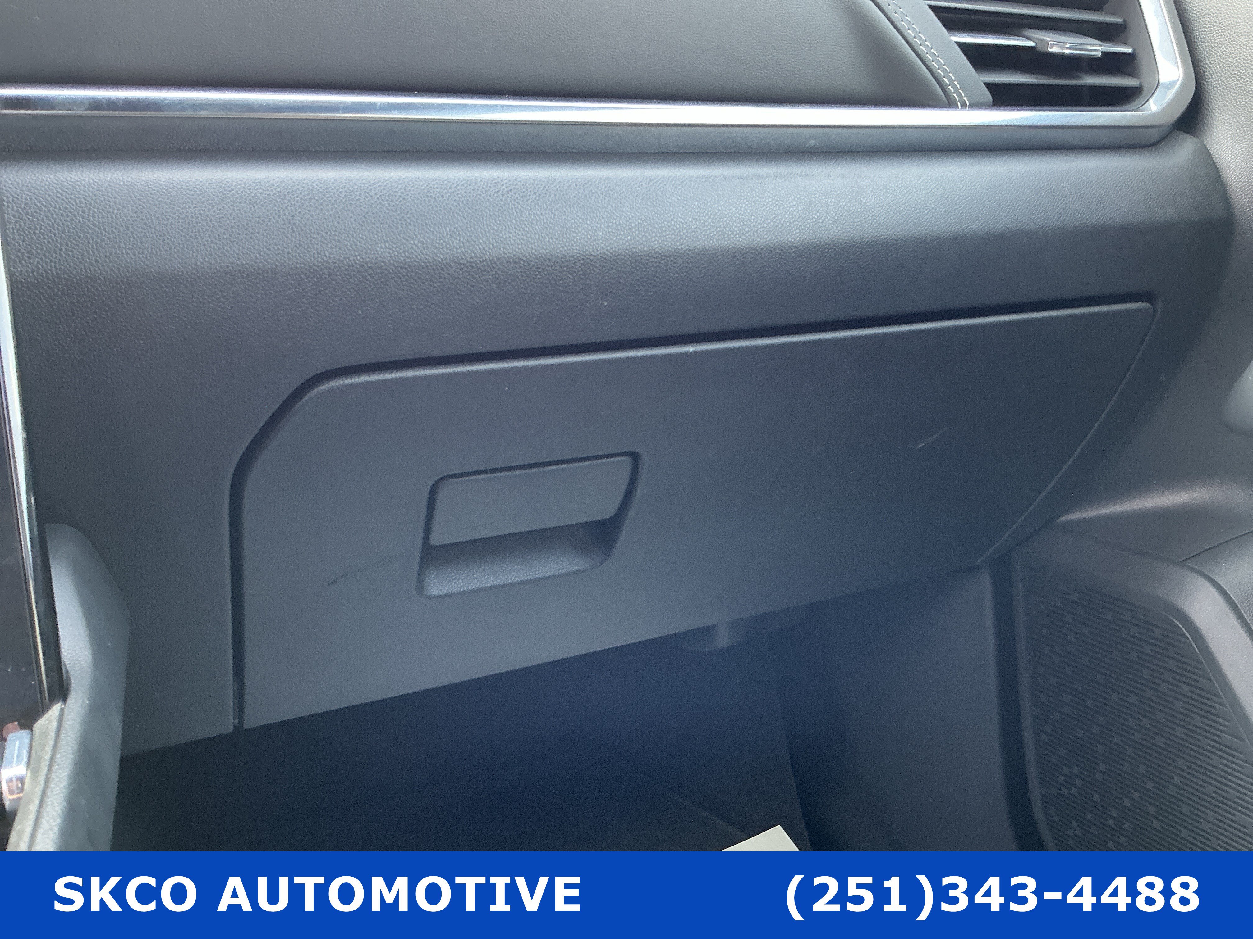 Used 2026 GMC Terrain Elevation FWD image 24