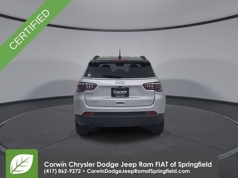Certified 2025 Jeep Compass Limited AWD/4WD image 14