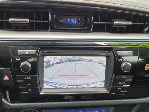 Used 2014 Toyota Corolla S image 18