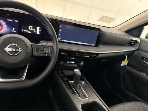 New 2026 Nissan Kicks SV FWD image 18