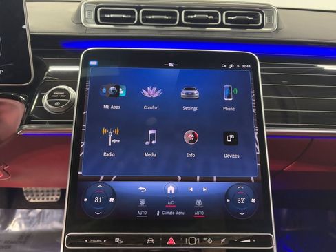 Used 2023 Mercedes-Benz S 580 4MATIC Sedan w/ AMG Line image 18