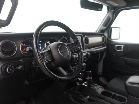 Used 2021 Jeep Wrangler Unlimited Willys image 16