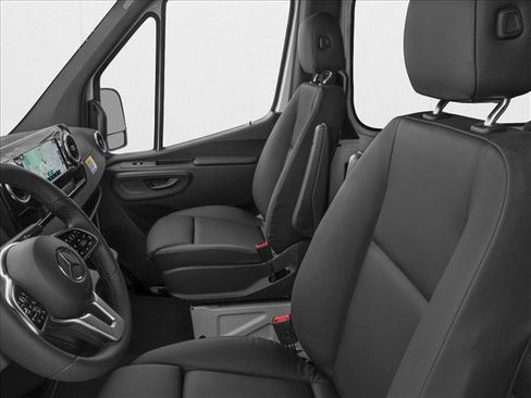 New 2025 Mercedes-Benz Sprinter 2500 image 6