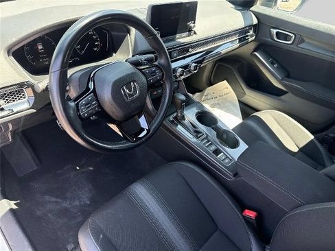 Used 2023 Honda Civic Sport image 10