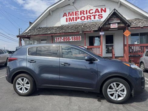 Used 2018 Kia Sportage LX image 1