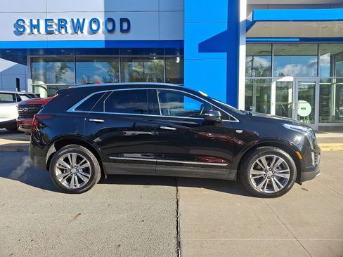 Used 2025 Cadillac XT5 Premium Luxury w/ Technology Package image 7