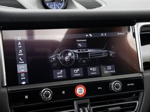 New 2025 Porsche Macan image 19