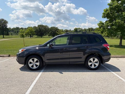 Used 2015 Subaru Forester 2.5i Premium w/ Protection Package #1 AWD/4WD image 2
