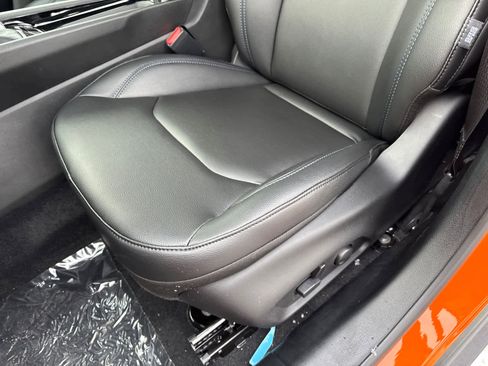 New 2026 Jeep Compass Limited image 15