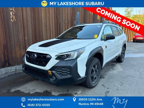 Used 2025 Subaru Outback Wilderness AWD/4WD image 3
