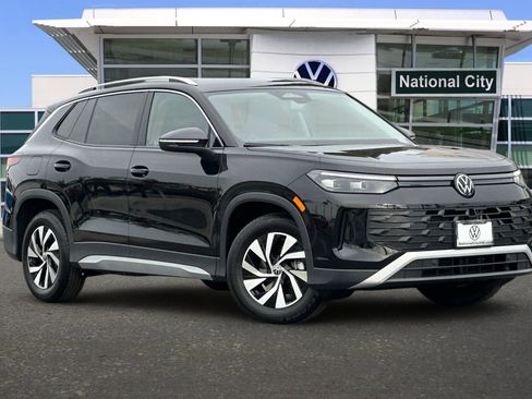 New 2026 Volkswagen Tiguan S FWD image 2