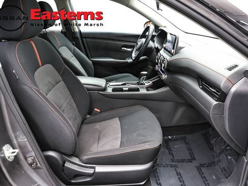 Used 2023 Nissan Sentra SR w/ Midnight Edition Package FWD image 23