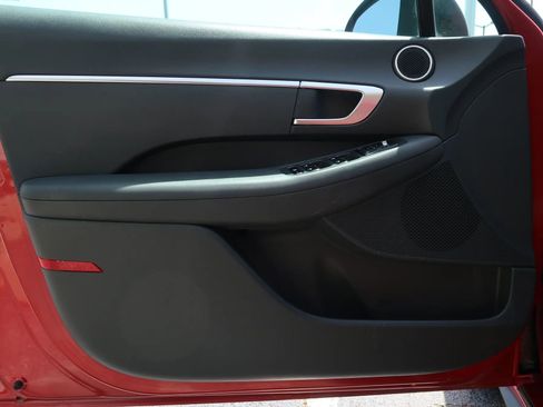 Used 2020 Hyundai Sonata SE image 43