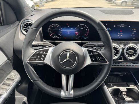 Certified 2026 Mercedes-Benz GLA 250 image 10