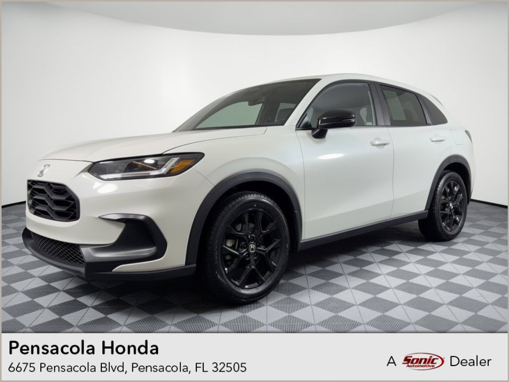 Used 2024 Honda HR-V Sport image 1