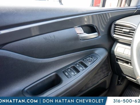Used 2023 Hyundai Santa Fe SEL image 15