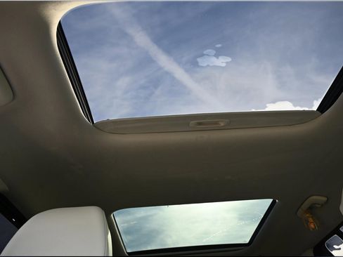 Used 2025 Hyundai Santa Fe Calligraphy image 7