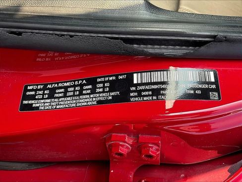Used 2017 Alfa Romeo Giulia AWD image 18