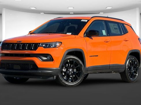 New 2026 Jeep Compass Latitude AWD/4WD image 2