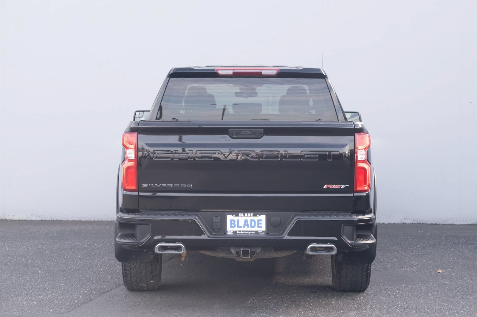 Used 2024 Chevrolet Silverado 1500 RST w/ Z71 Off-Road Package AWD/4WD image 21