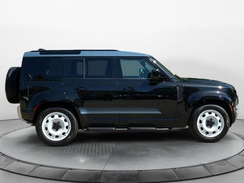 Certified 2025 Land Rover Defender 110 S AWD/4WD image 8