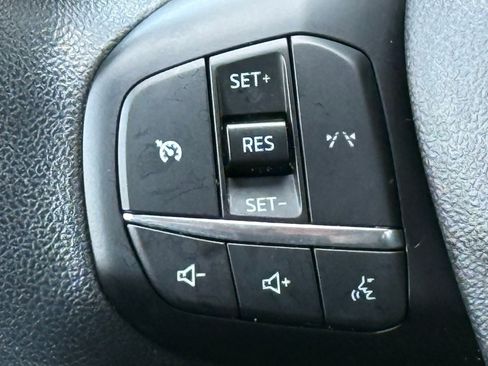 Used 2025 Ford Escape Active image 28