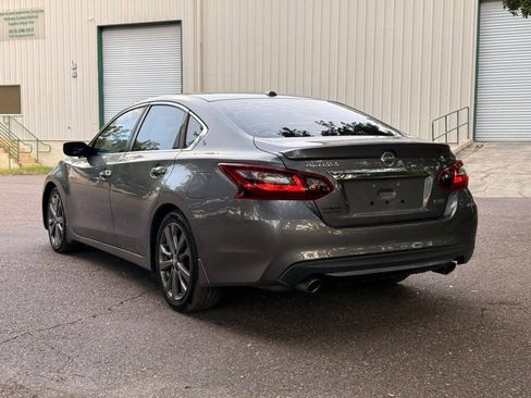 Used 2018 Nissan Altima 2.5 SR w/ SR Special Edition FWD image 7