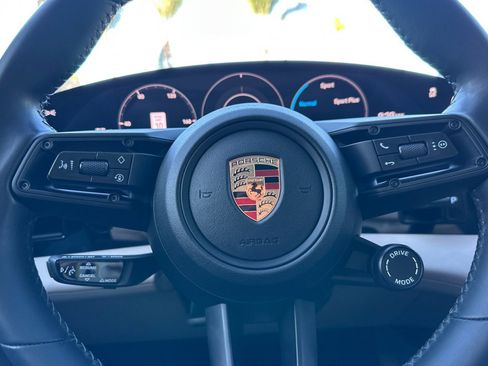 Used 2023 Porsche Taycan image 23