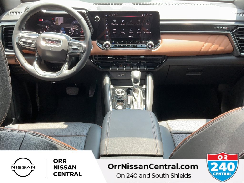 Used 2025 GMC Canyon AT4 w/ Technology Plus Package AWD/4WD image 15
