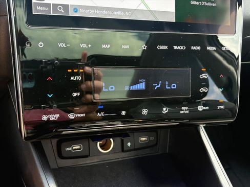 Used 2024 Hyundai Tucson Limited AWD/4WD image 15