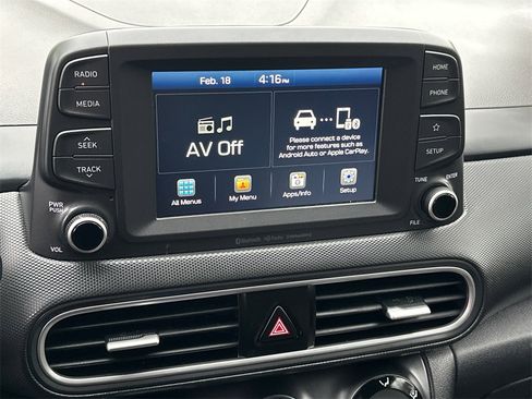 Used 2018 Hyundai Kona SEL image 24