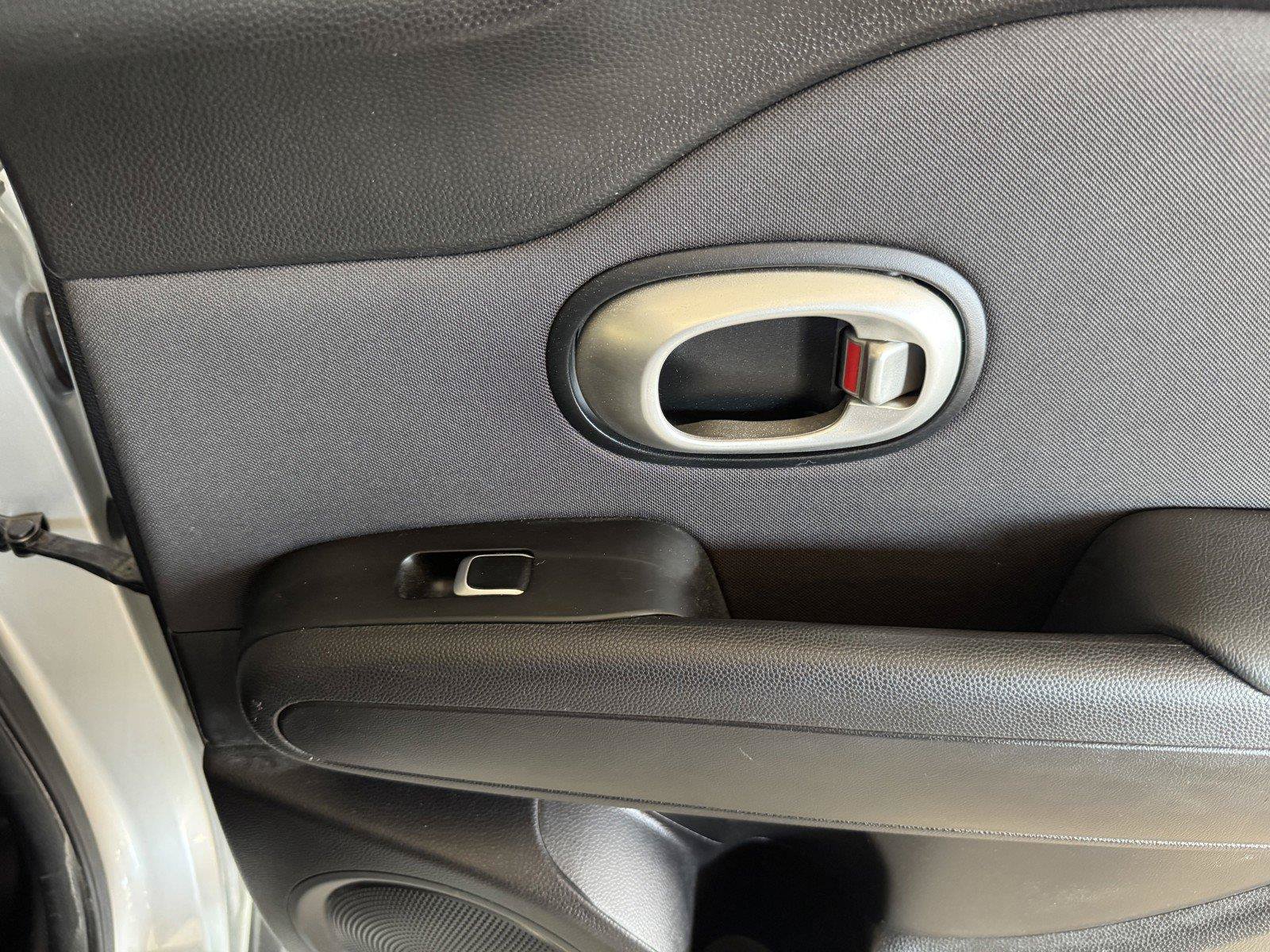 Used 2019 Kia Soul + FWD image 30