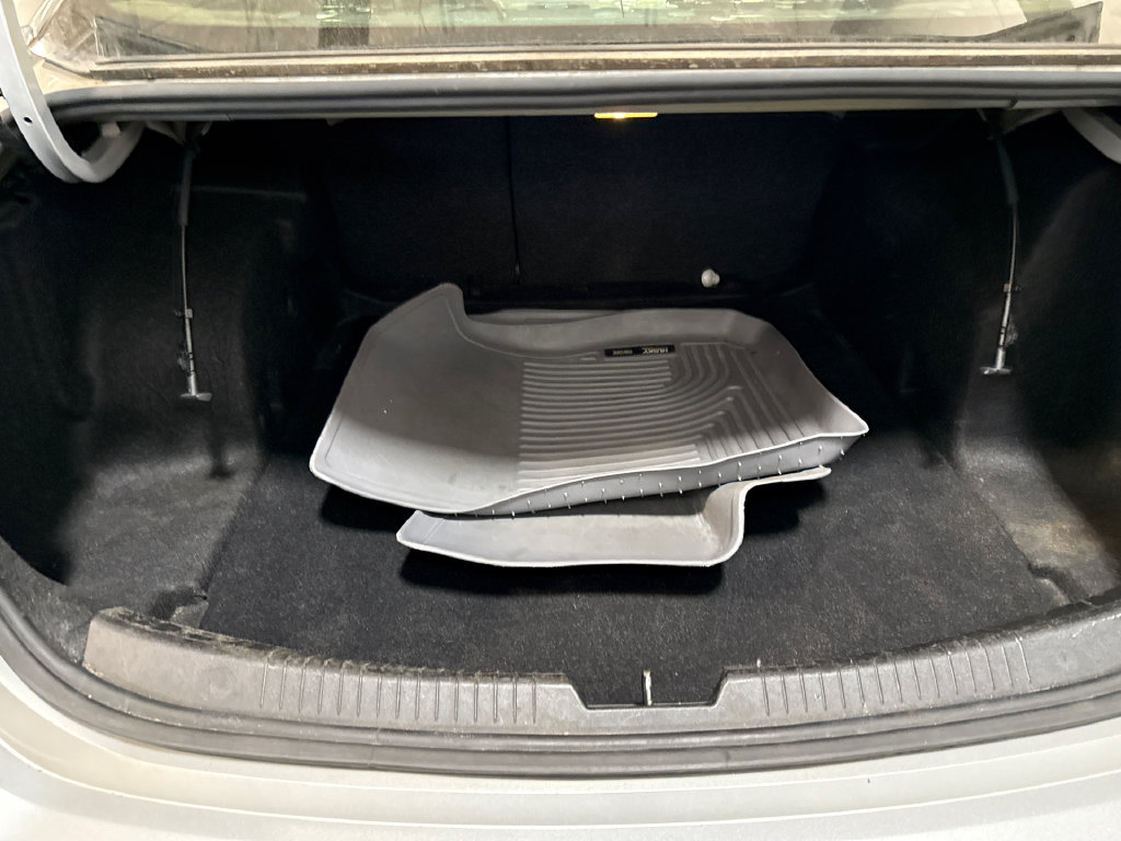 Used 2018 Chevrolet Malibu LS FWD image 11