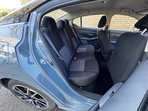 New 2025 Nissan Sentra SR image 10