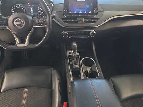 Used 2023 Nissan Altima 2.5 SR FWD image 4
