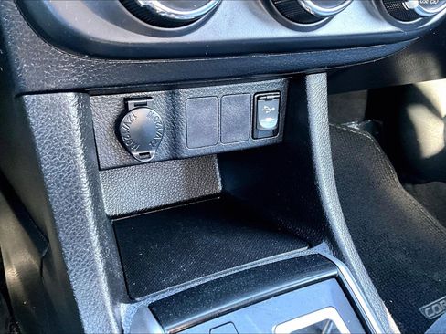 Used 2015 Toyota Corolla L image 28