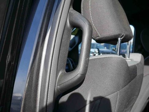 Certified 2022 RAM 1500 Big Horn image 21