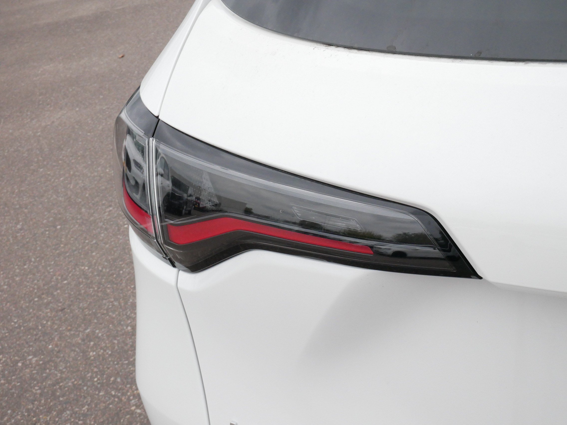 Used 2027 Honda HR-V EX-L image 17