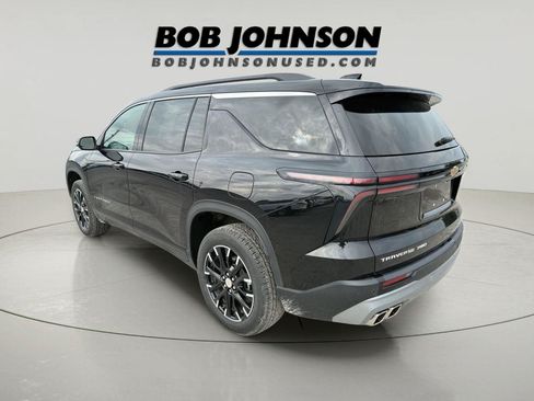 Used 2025 Chevrolet Traverse LT w/ Sun and Wheel Package AWD/4WD image 5